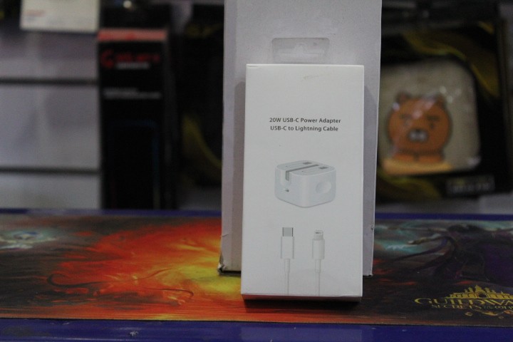 Mobile charger iphone usb c to iphone 20w