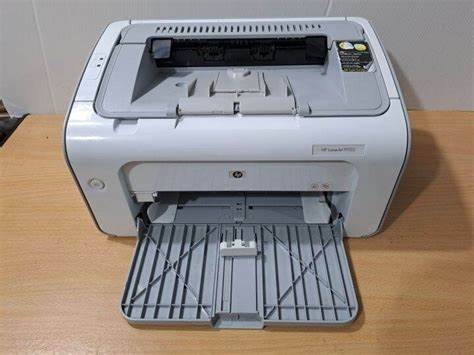 Printer hp p1102 used
